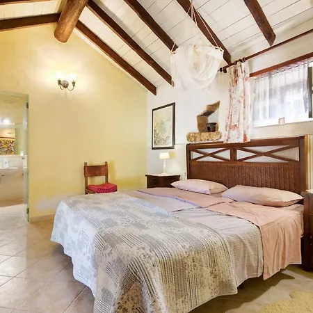 House Betancuria