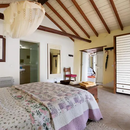 Apartman House *