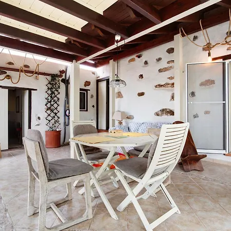 House Apartman